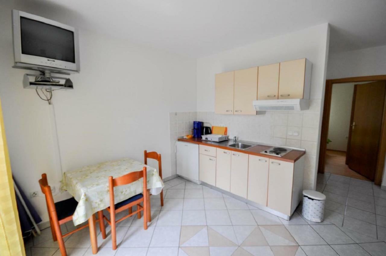 Ana M Apartments Novigrad Istria Exterior foto
