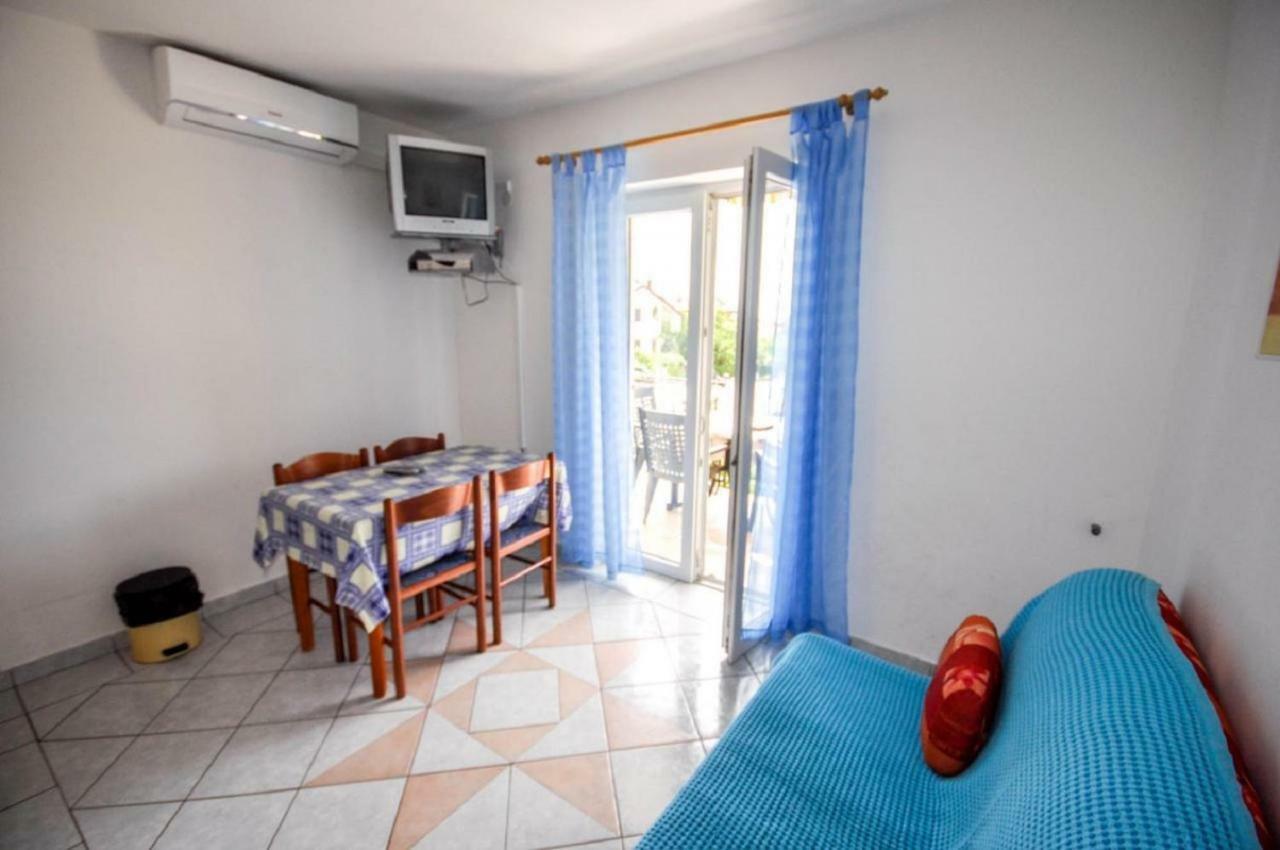 Ana M Apartments Novigrad Istria Exterior foto