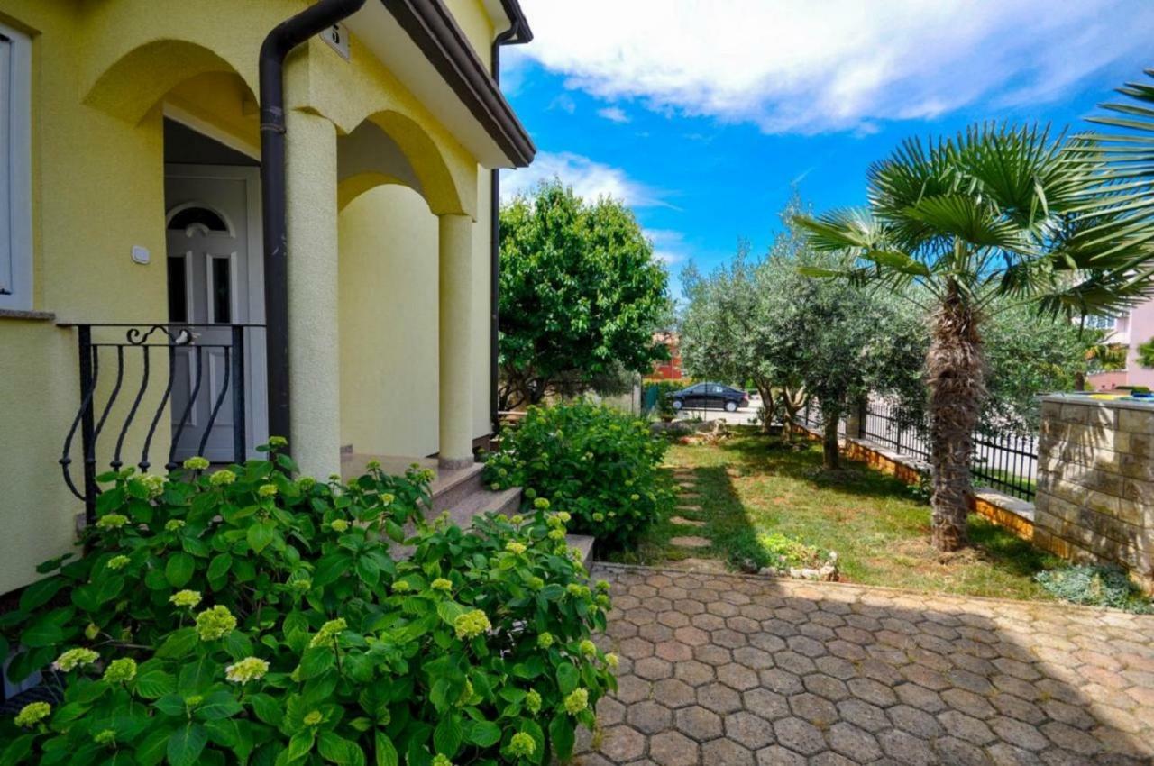 Ana M Apartments Novigrad Istria Exterior foto