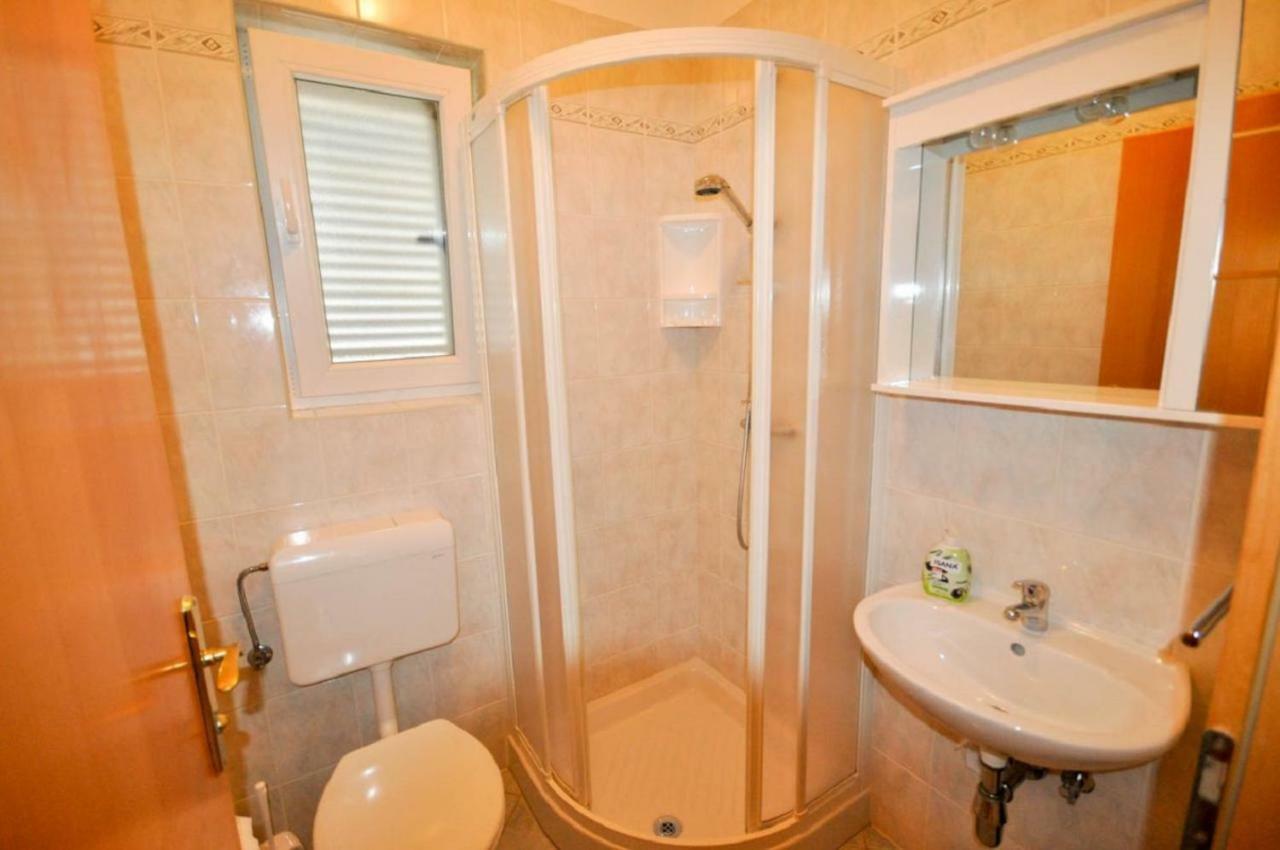 Ana M Apartments Novigrad Istria Exterior foto