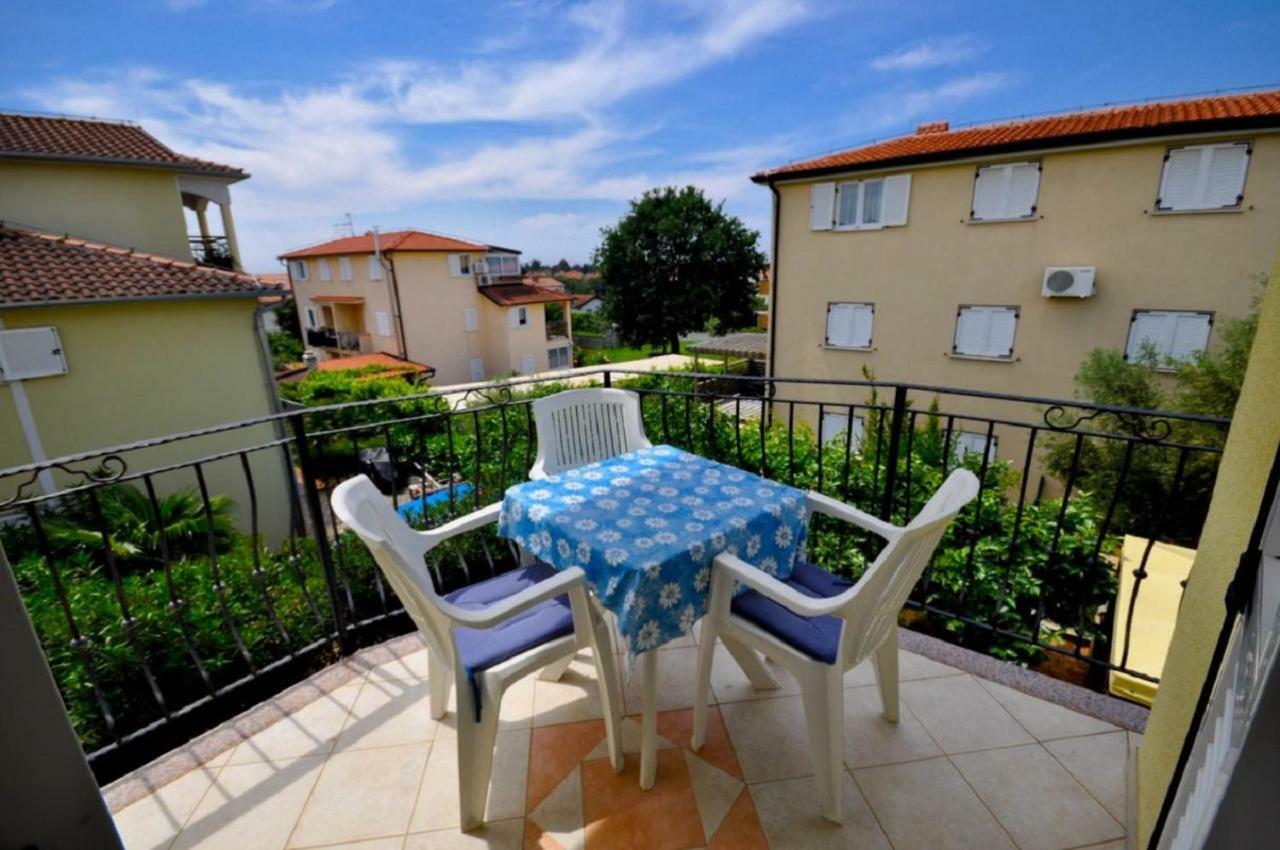 Ana M Apartments Novigrad Istria Exterior foto